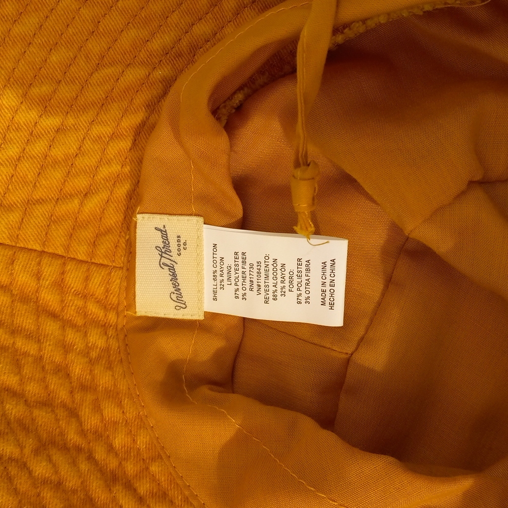 Universal Thread adjustable hat - Picture 4 of 5